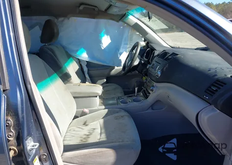 2012 Toyota Highlander Base V6 z USA, uszkodzony, nr VIN 5TDZK3EH3CS062558